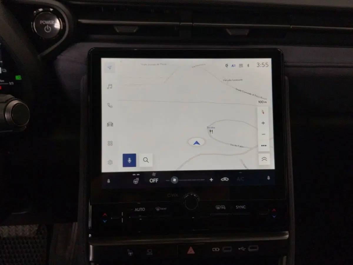 Lexus LBX usata a Roma (8)
