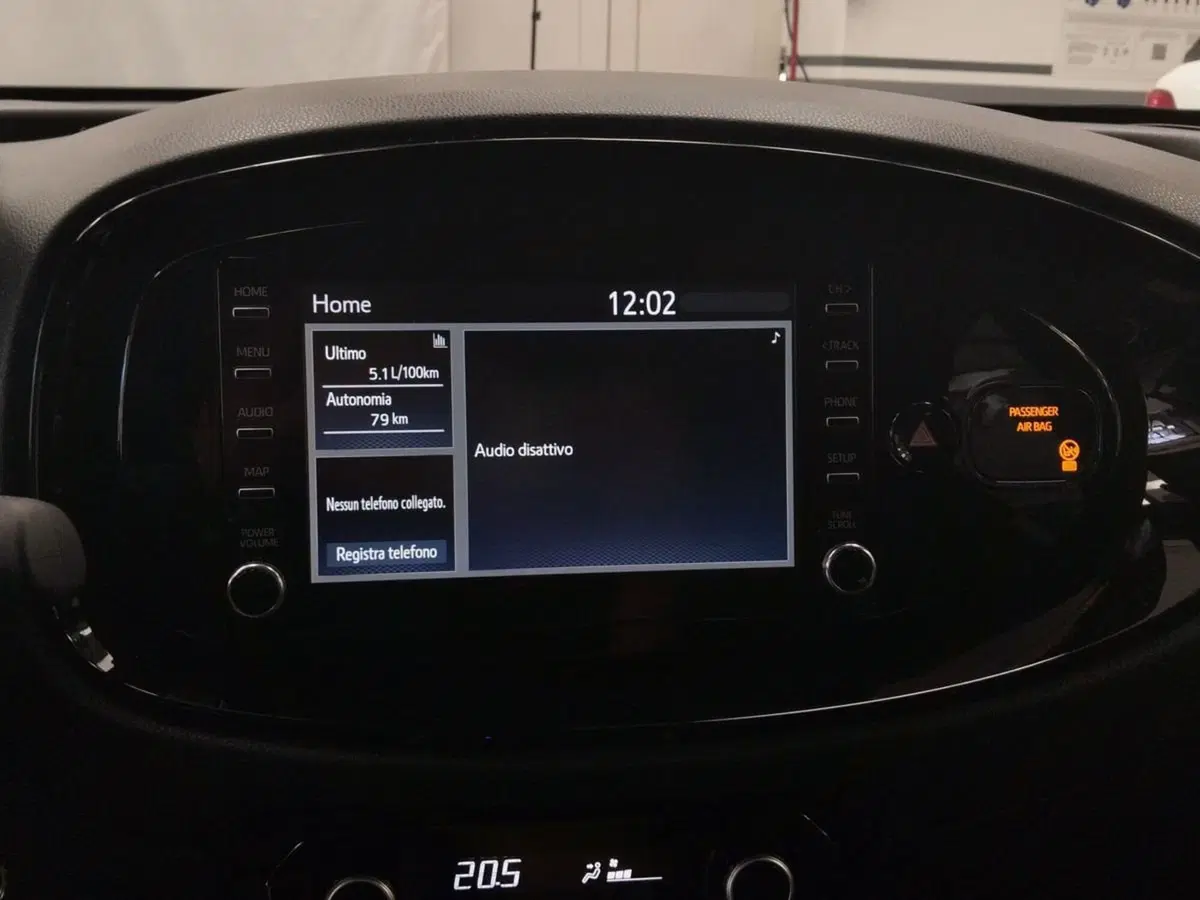 Toyota Aygo X usata a Roma (10)