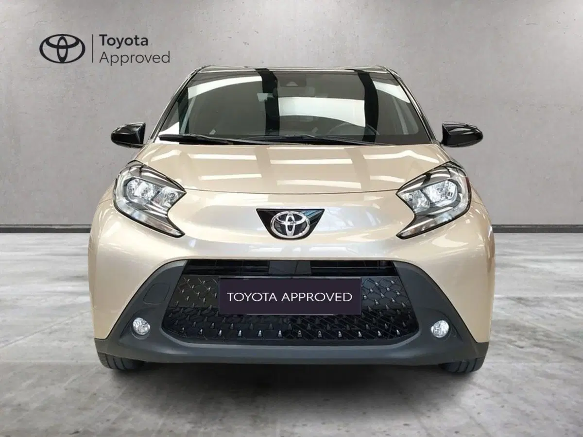 Toyota Aygo X usata a Roma (13)