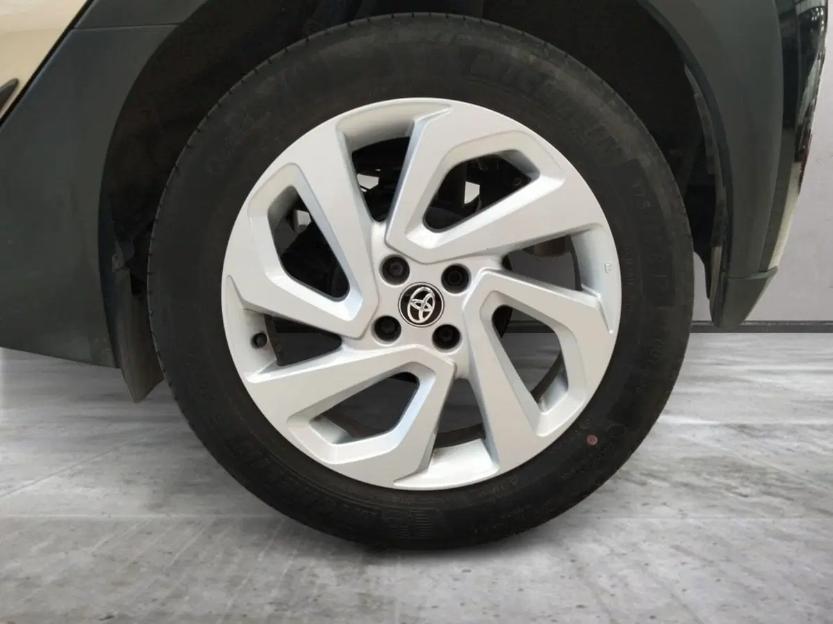 Toyota Aygo X usata a Roma (15)