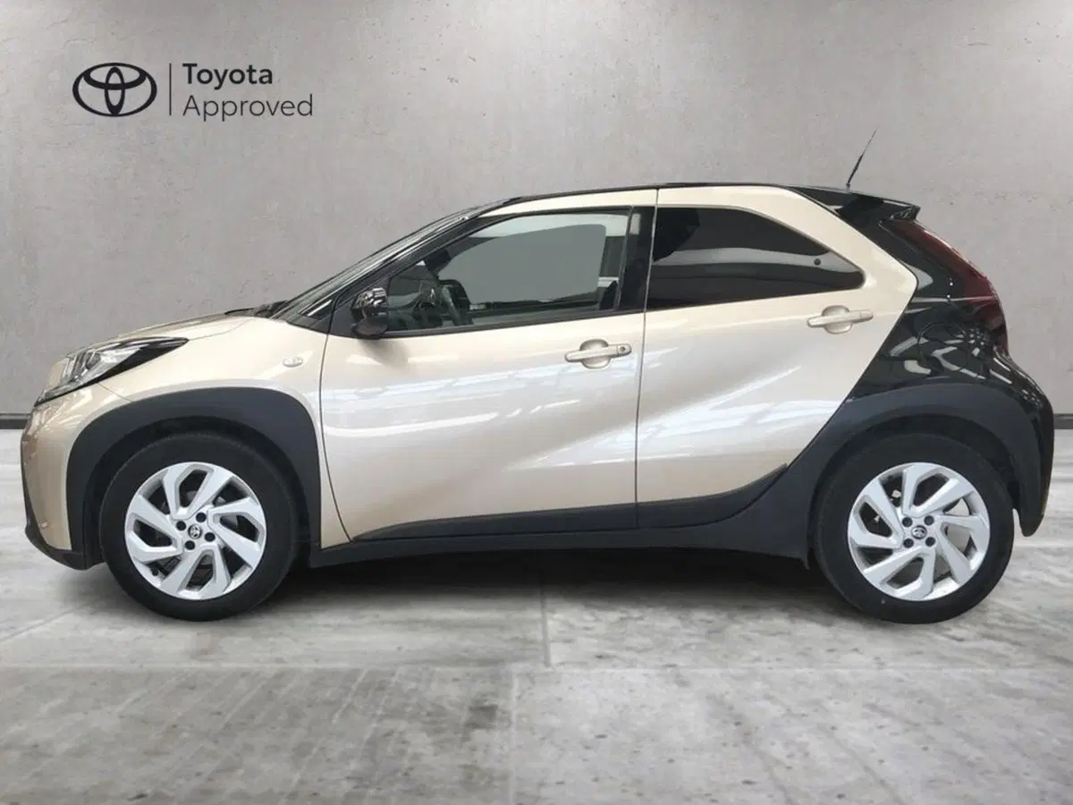 Toyota Aygo X usata a Roma (3)