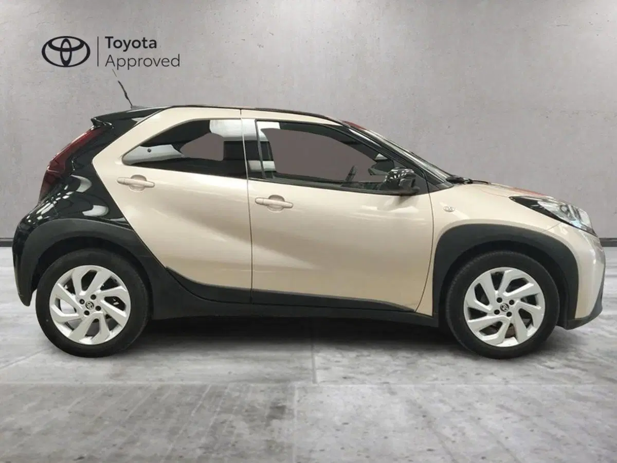 Toyota Aygo X usata a Roma (4)
