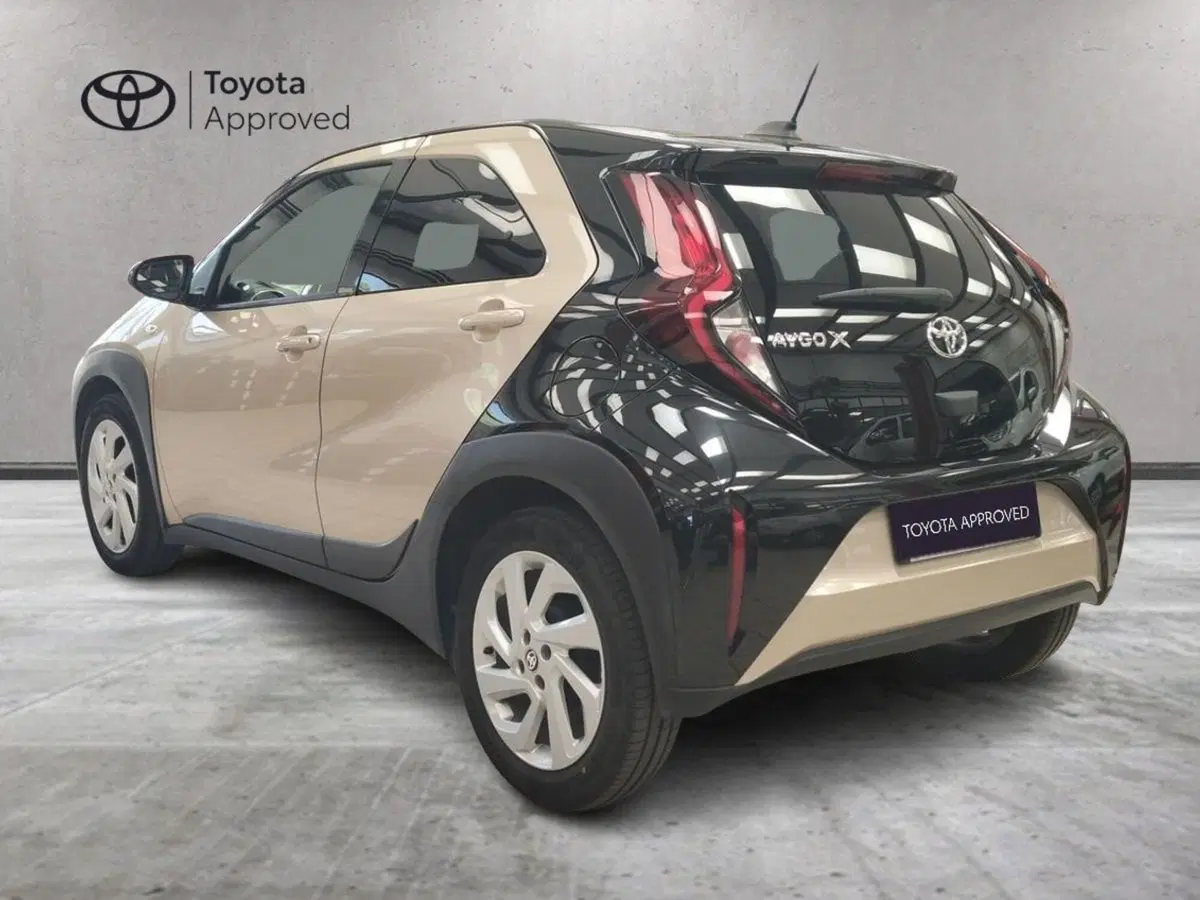 Toyota Aygo X usata a Roma (5)