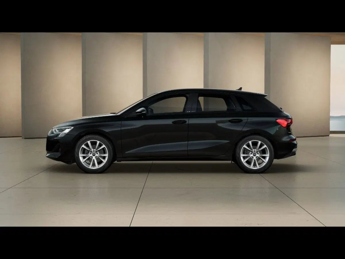 Audi A3 Sportback nuova a Grosseto (2)