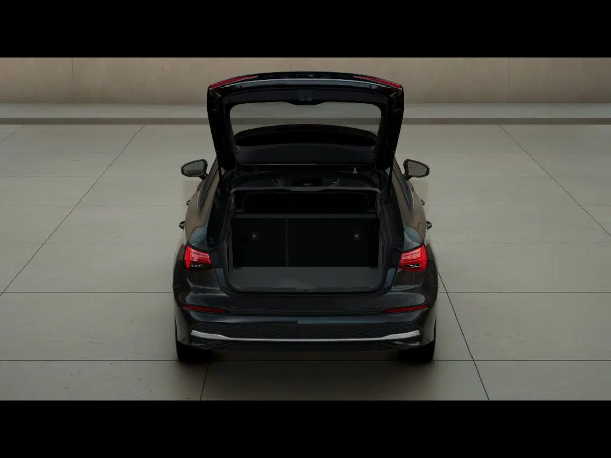 Audi A3 Sportback nuova a Grosseto (5)
