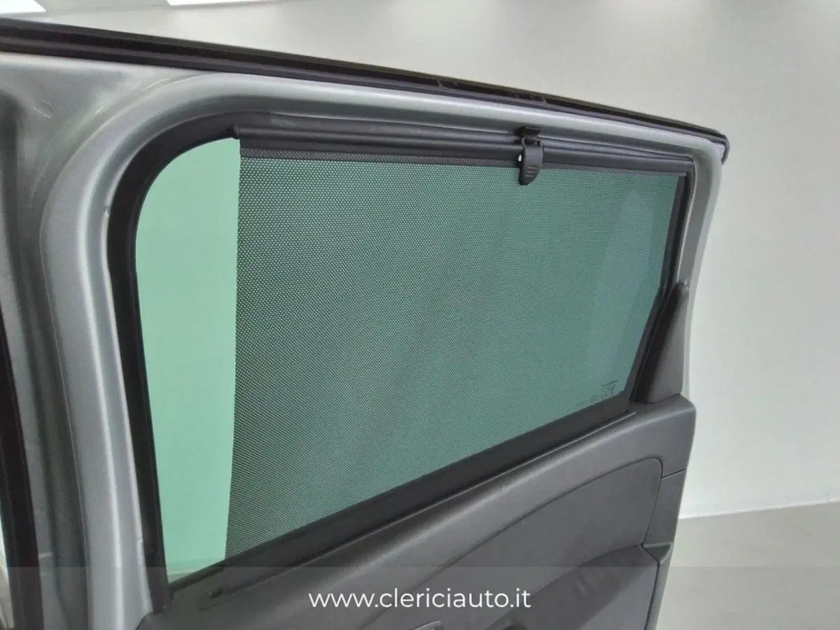 Renault Scénic usata a Como (18)
