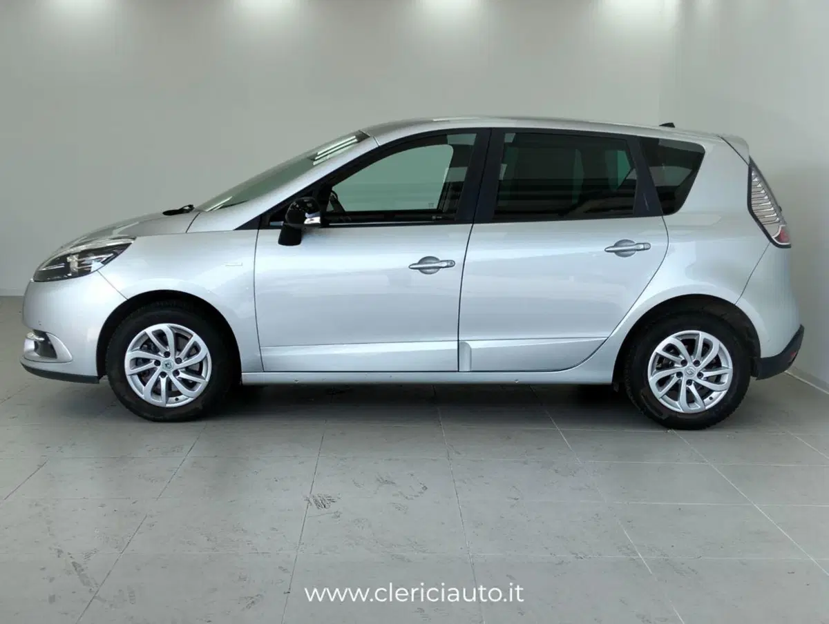 Renault Scénic usata a Como (8)