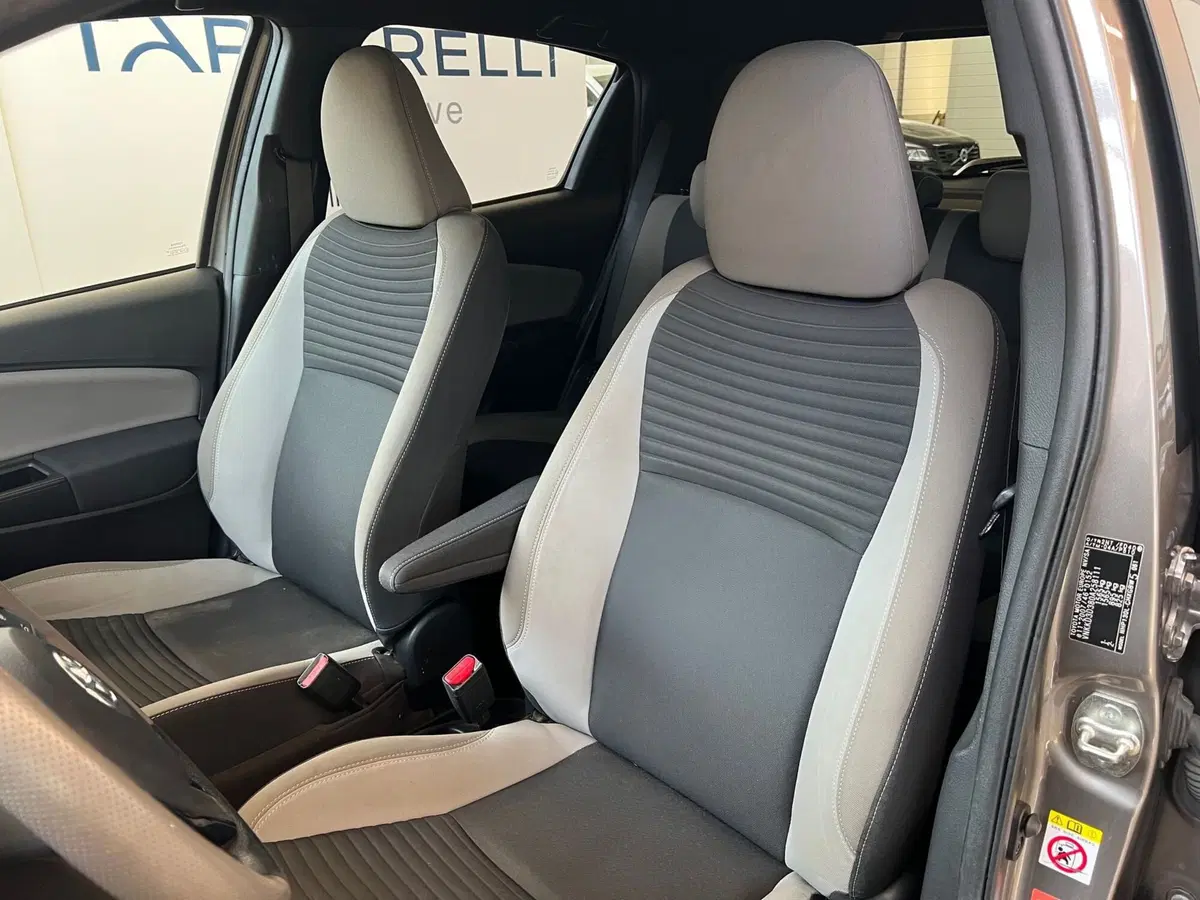 Toyota Yaris usata a Bari (16)