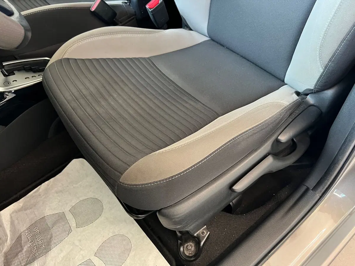 Toyota Yaris usata a Bari (17)
