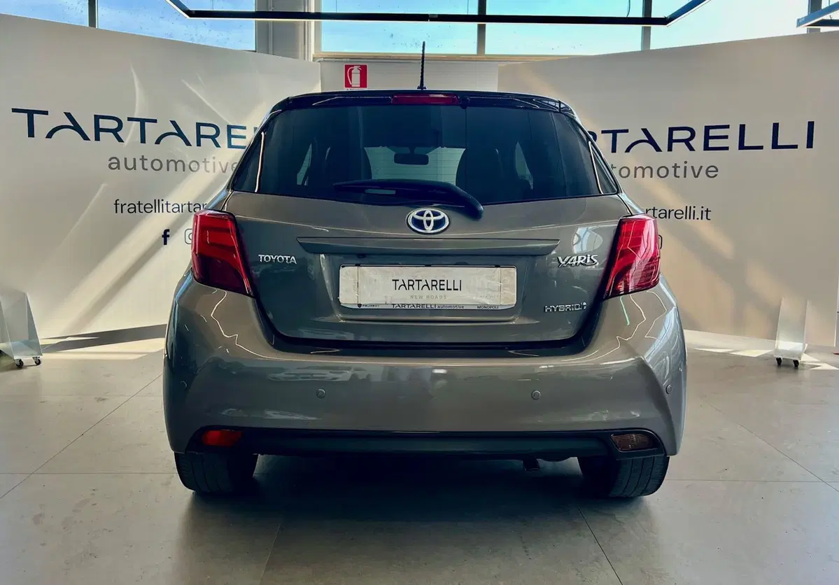 Toyota Yaris usata a Bari (7)