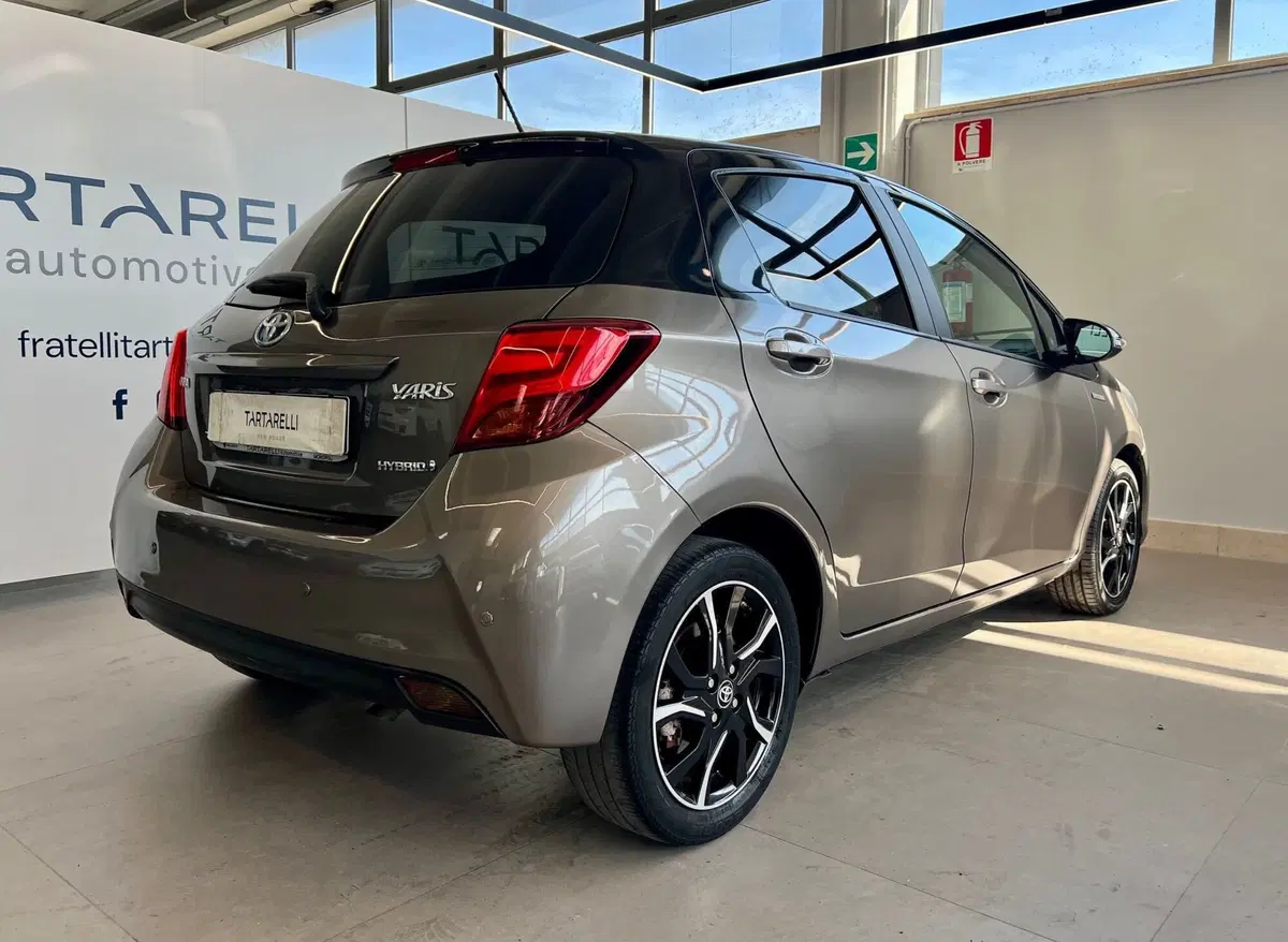 Toyota Yaris usata a Bari (8)