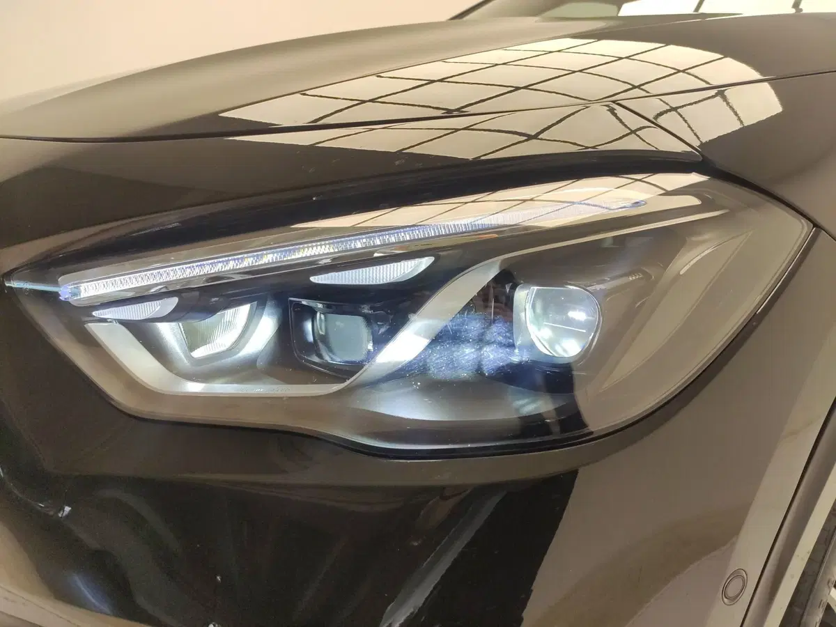 Mercedes-Benz GLA SUV usata a Avellino (10)