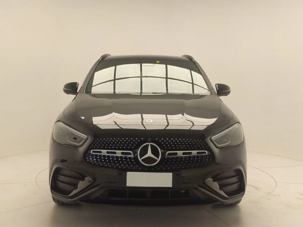 Mercedes-Benz GLA SUV usata a Avellino (2)