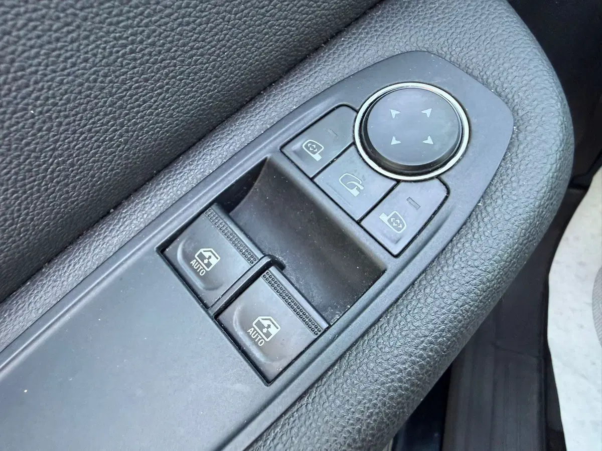 Renault Clio usata a Brescia (13)