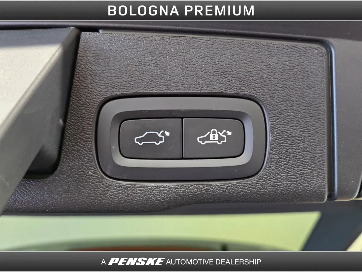 Volvo XC60 usata a Bologna (11)