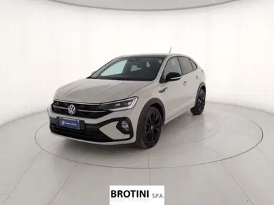 Volkswagen Taigo 1.5 tsi R-Line 150cv dsg del 2023 usata a Massa