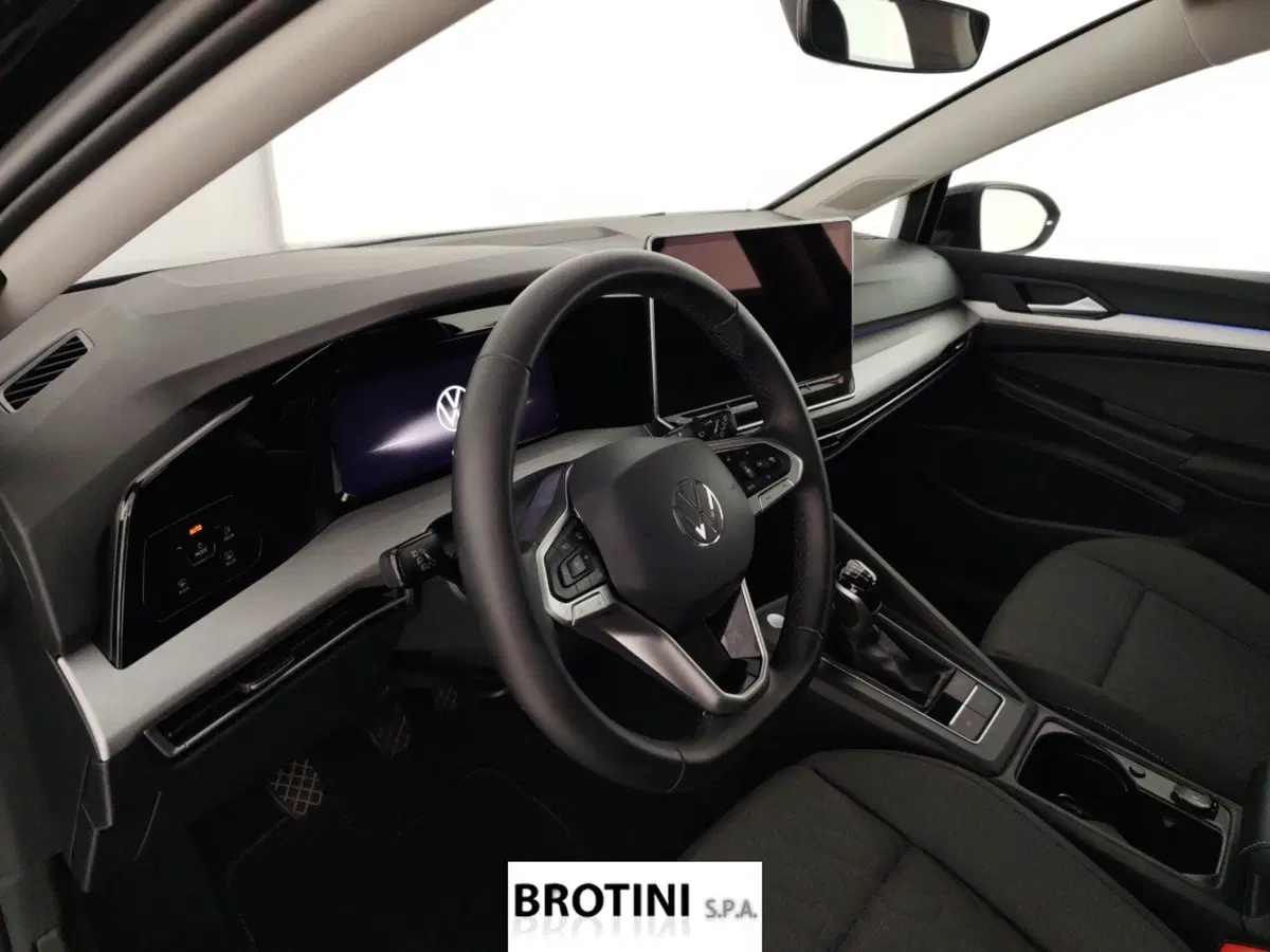 Volkswagen Golf usata a Massa-Carrara (8)