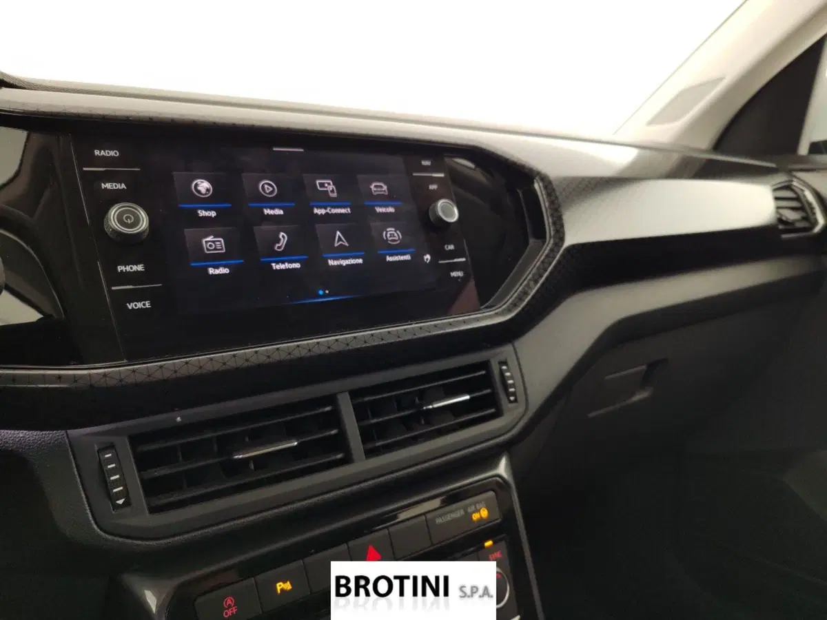 Volkswagen T-Cross usata a Massa-Carrara (12)