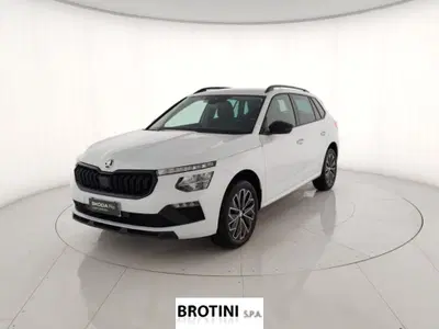 Skoda Kamiq 1.0 tsi Black Dots 95cv del 2024 usata a Massa