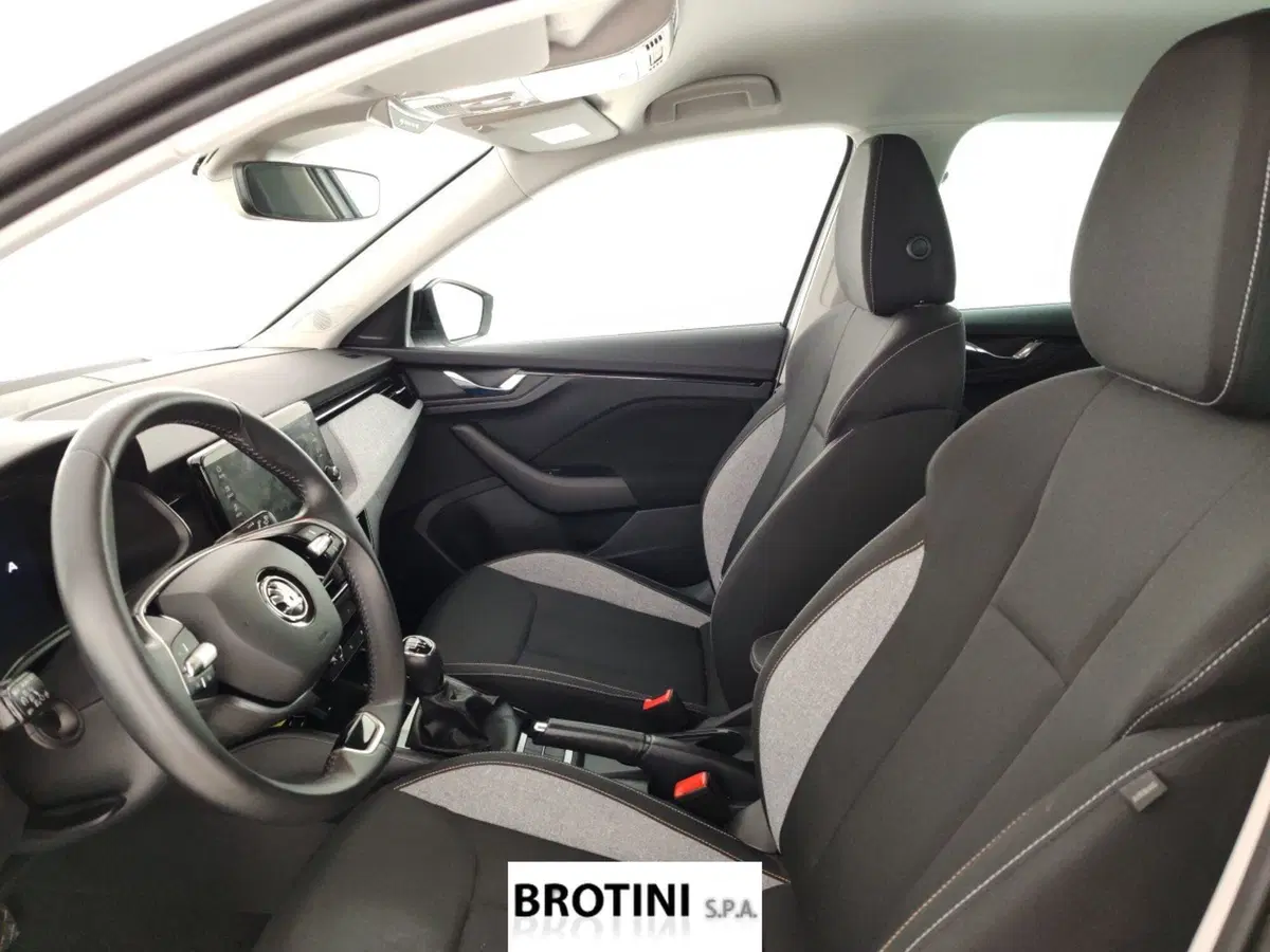 Skoda Kamiq usata a Massa-Carrara (7)