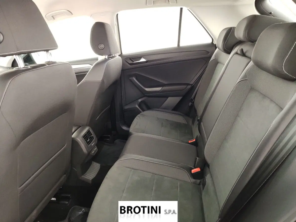 Volkswagen T-Roc usata a Massa-Carrara (10)