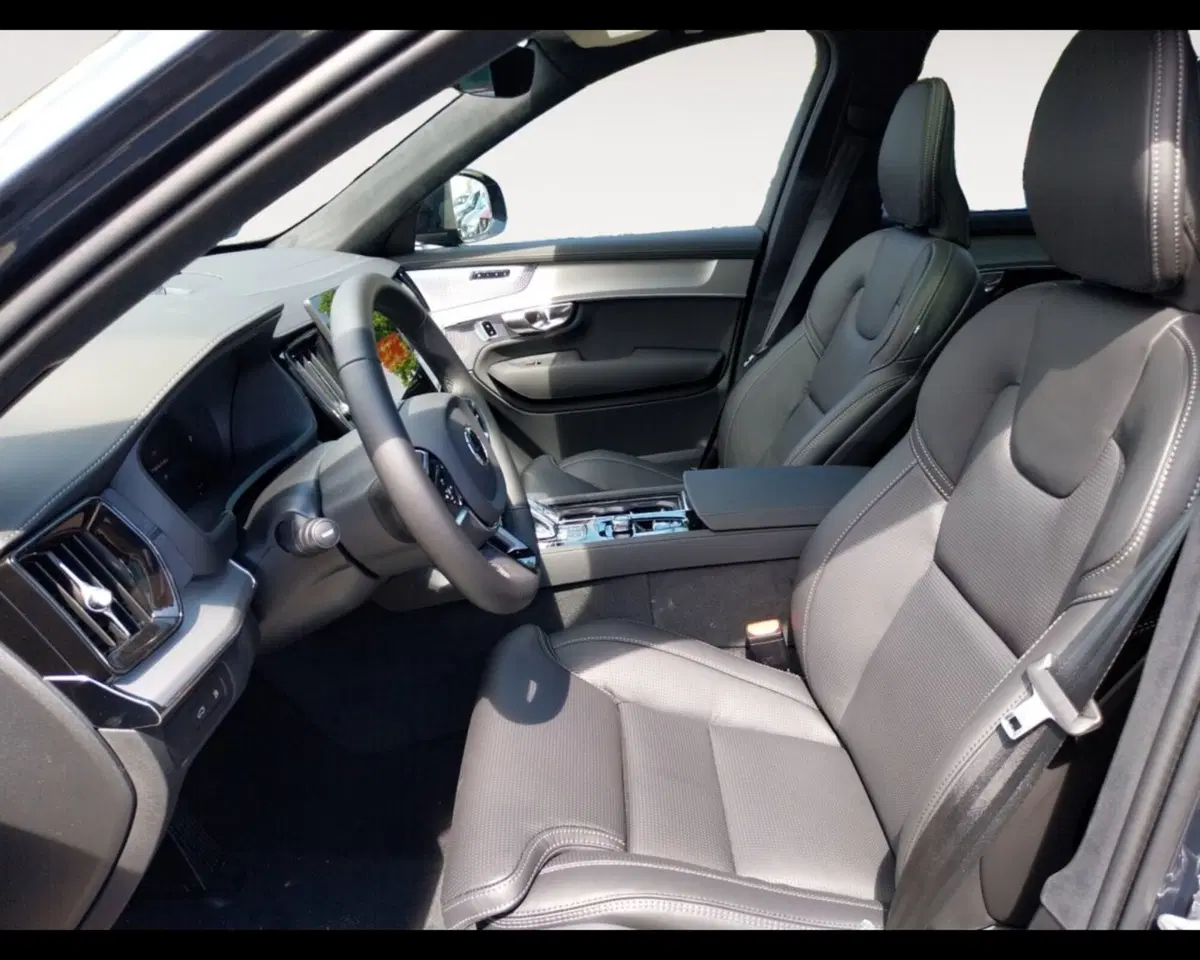 Volvo XC90 nuova a Bologna (10)