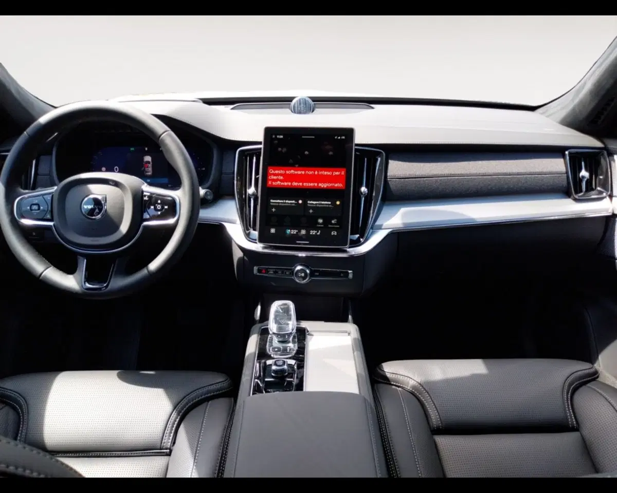 Volvo XC90 nuova a Bologna (11)