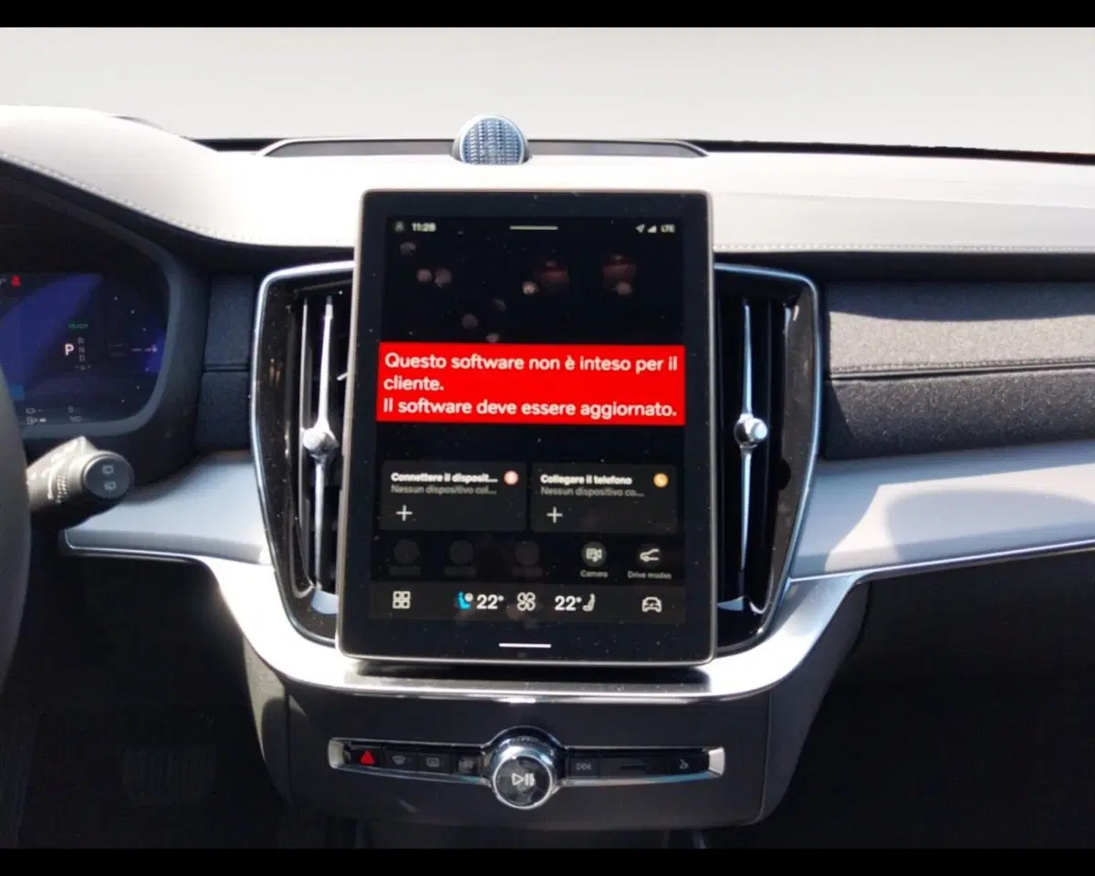 Volvo XC90 nuova a Bologna (12)