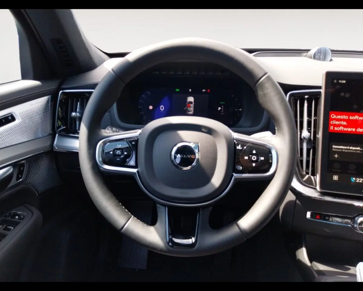 Volvo XC90 nuova a Bologna (13)
