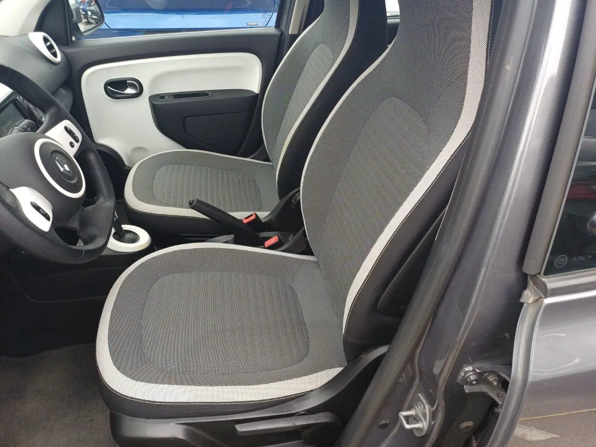 Renault Twingo usata a Roma (11)