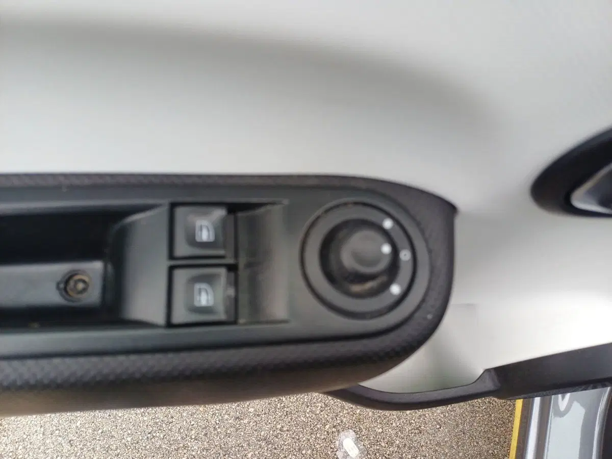 Renault Twingo usata a Roma (13)