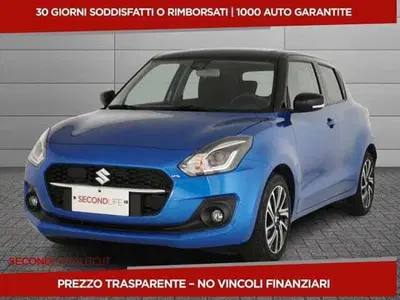 Suzuki Swift 1.2h Top 2wd del 2024 usata a San Giovanni Teatino