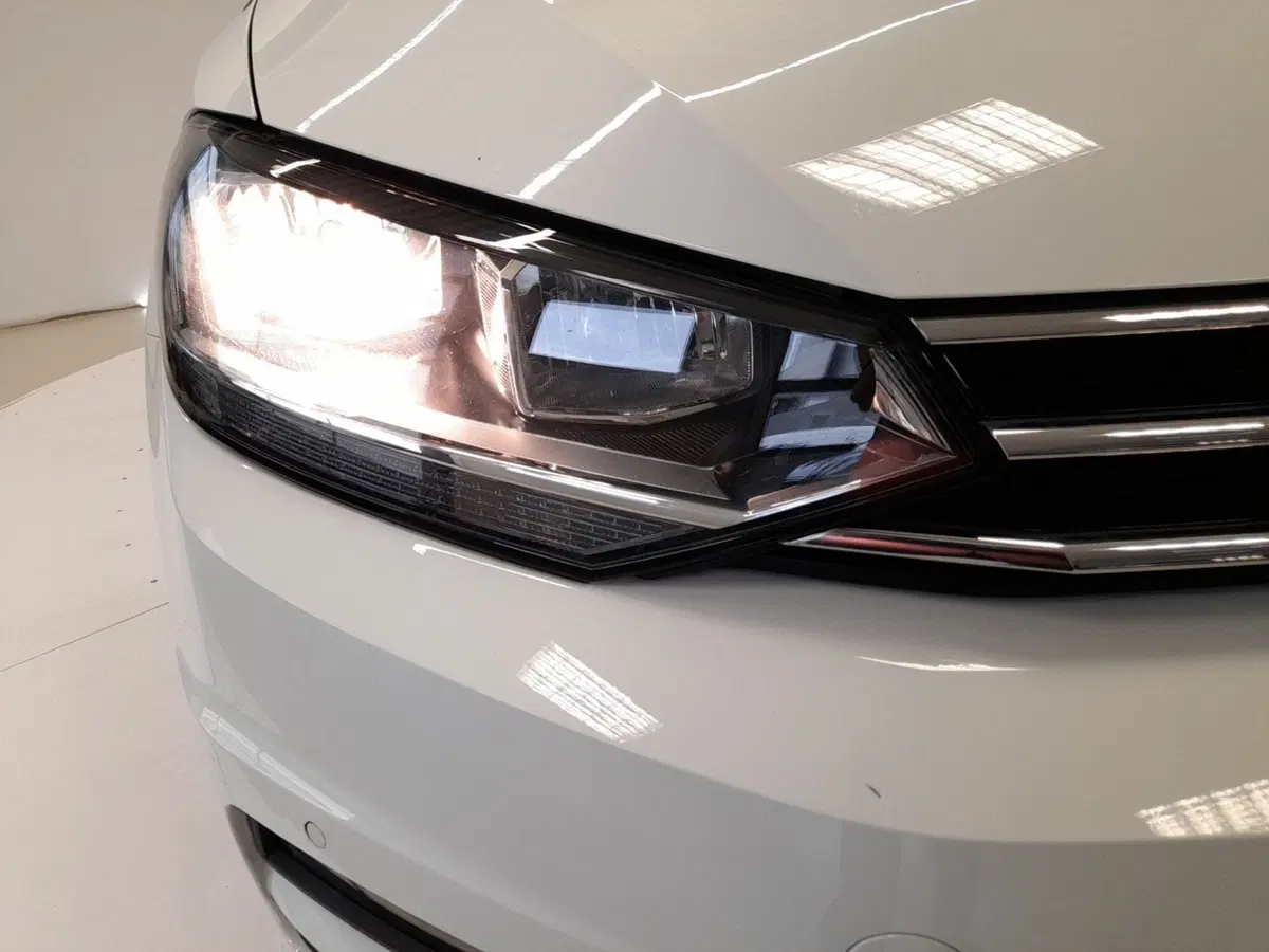Volkswagen Touran usata a Bologna (8)