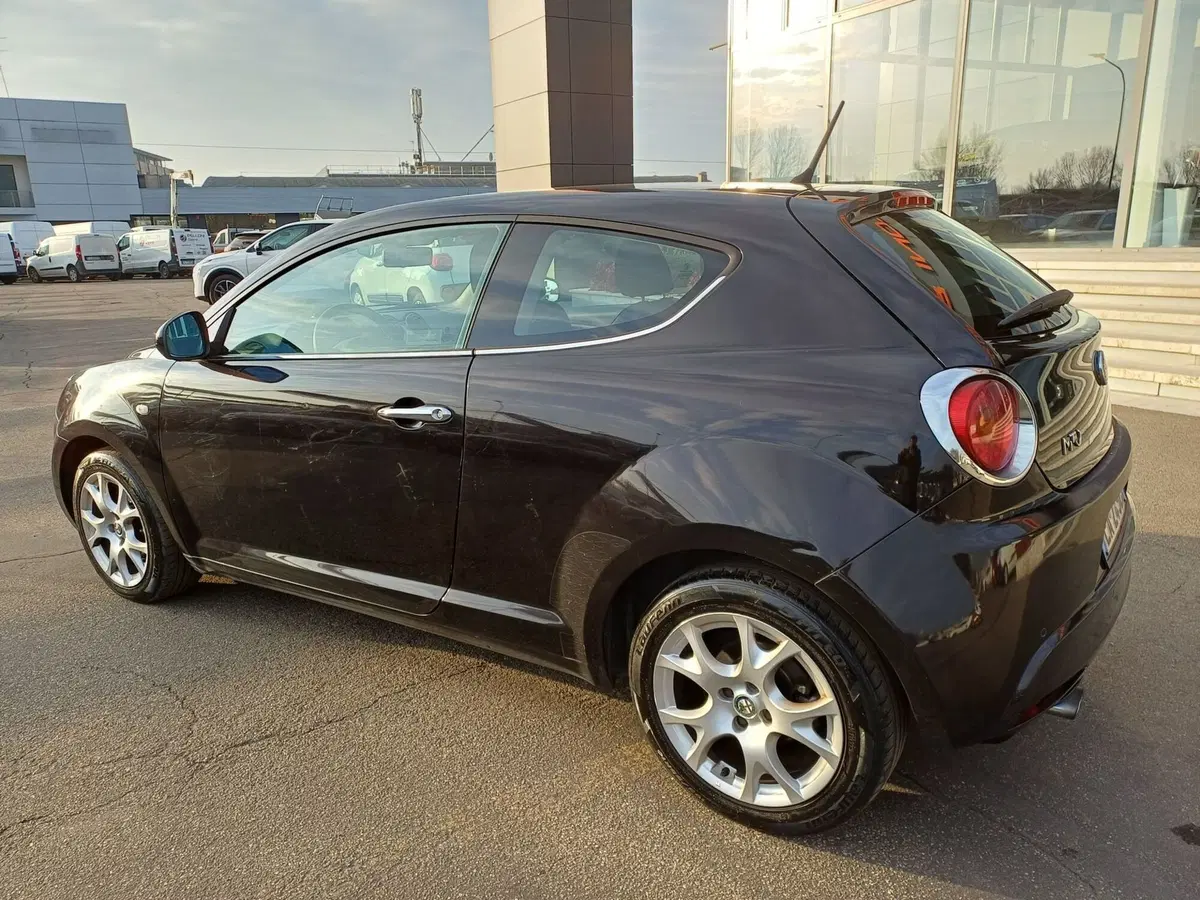 Alfa Romeo MiTo usata a Modena (3)