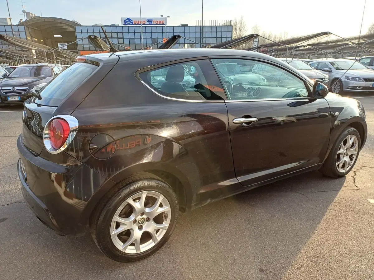 Alfa Romeo MiTo usata a Modena (4)