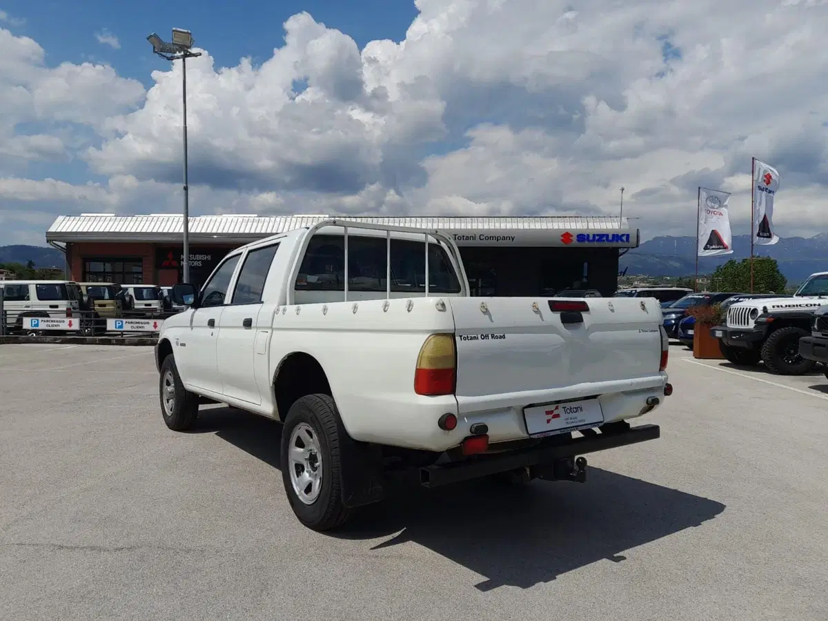 Mitsubishi L200 usata a L'Aquila (10)
