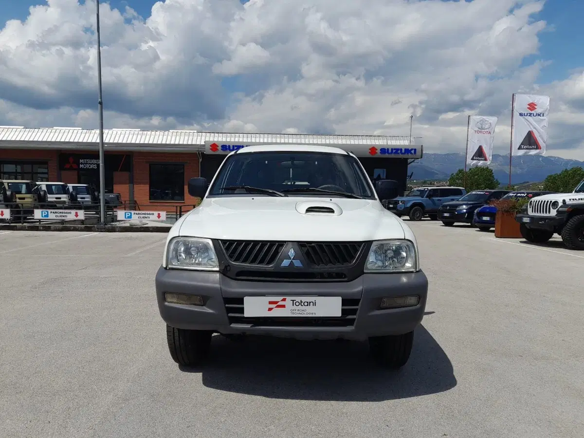 Mitsubishi L200 usata a L'Aquila (2)