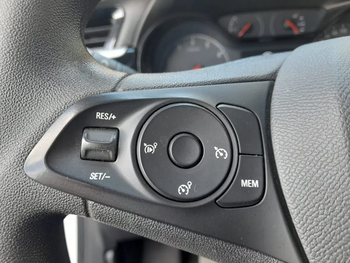 Opel Corsa usata a L'Aquila (8)