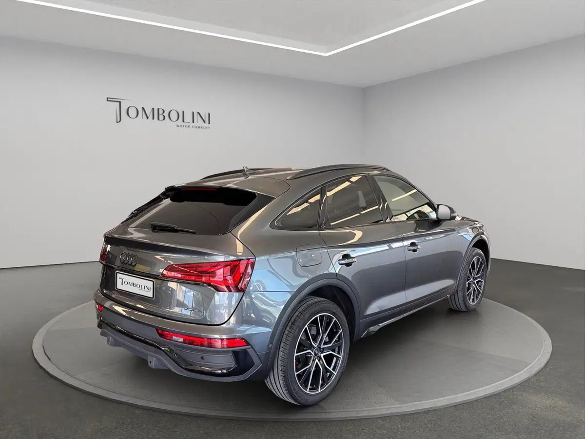 Audi Q5 Sportback usata a Perugia (7)