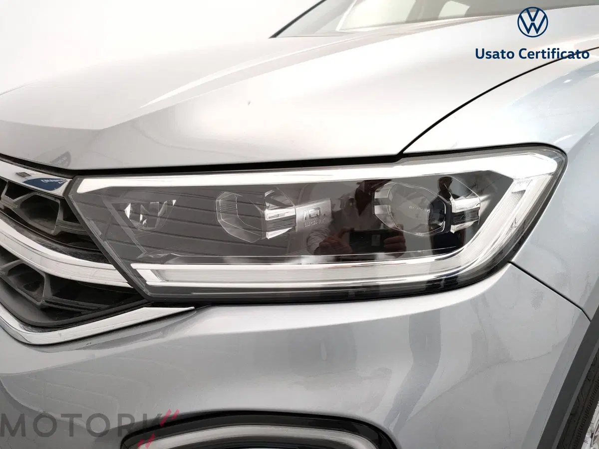 Volkswagen T-Roc usata a Varese (7)