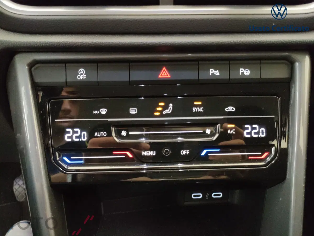Volkswagen T-Roc usata a Varese (13)