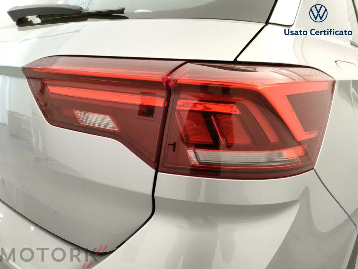 Volkswagen T-Roc usata a Varese (8)