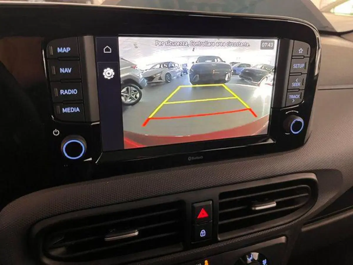 Hyundai i10 nuova a Verbano Cusio Ossola (16)