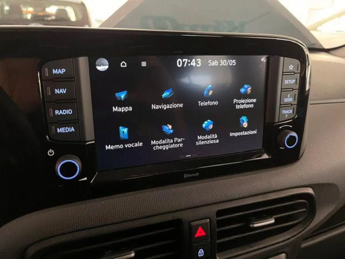 Hyundai i10 nuova a Verbano Cusio Ossola (17)