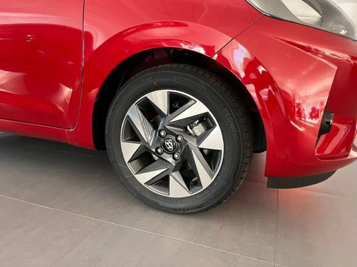 Hyundai i10 nuova a Verbano Cusio Ossola (5)