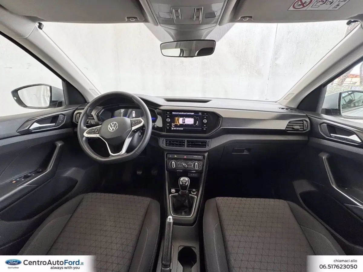 Volkswagen T-Cross usata a Roma (10)