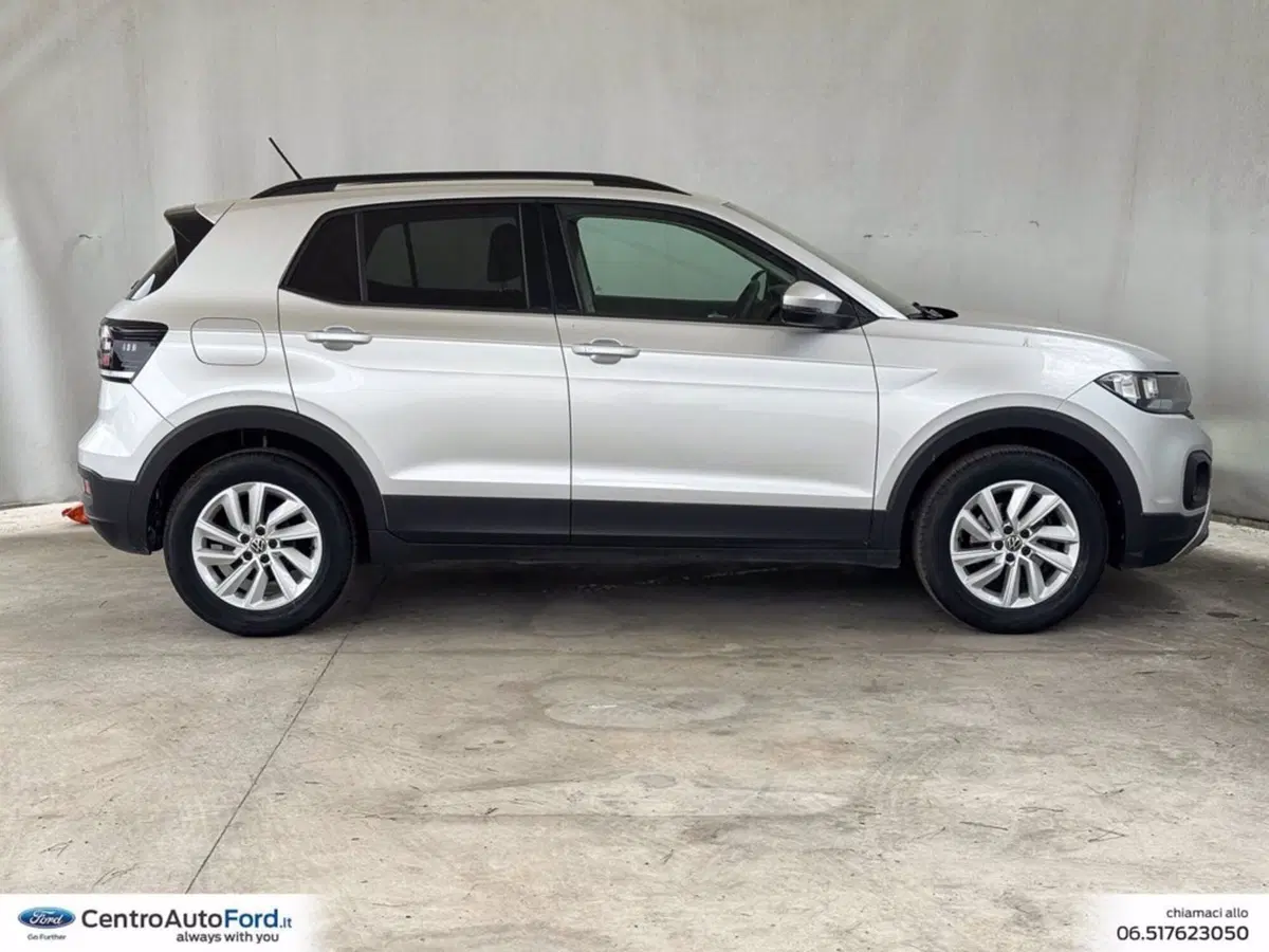 Volkswagen T-Cross usata a Roma (5)