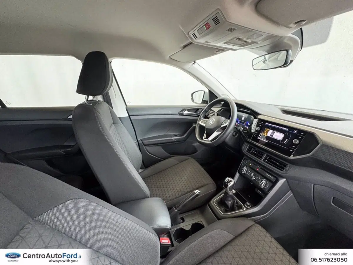 Volkswagen T-Cross usata a Roma (6)
