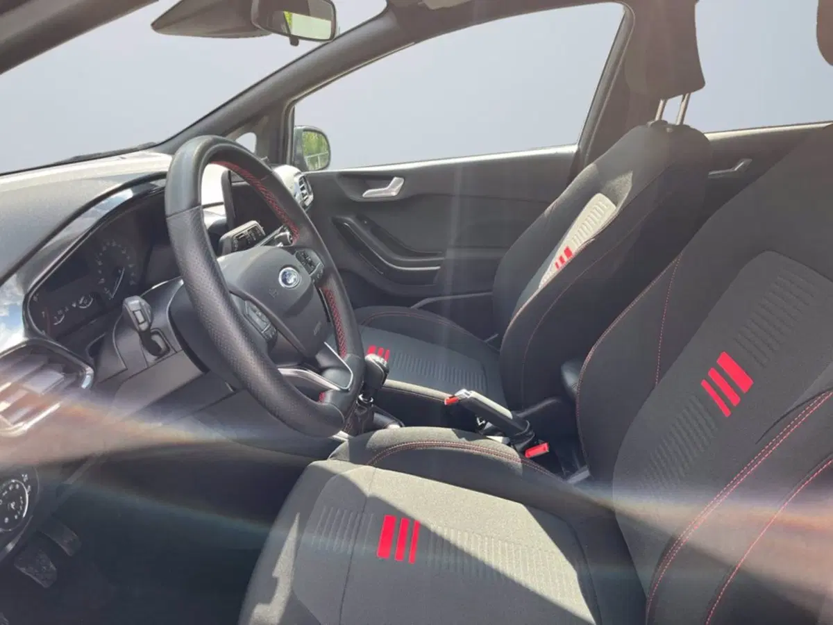 Ford Fiesta usata a Milano (11)
