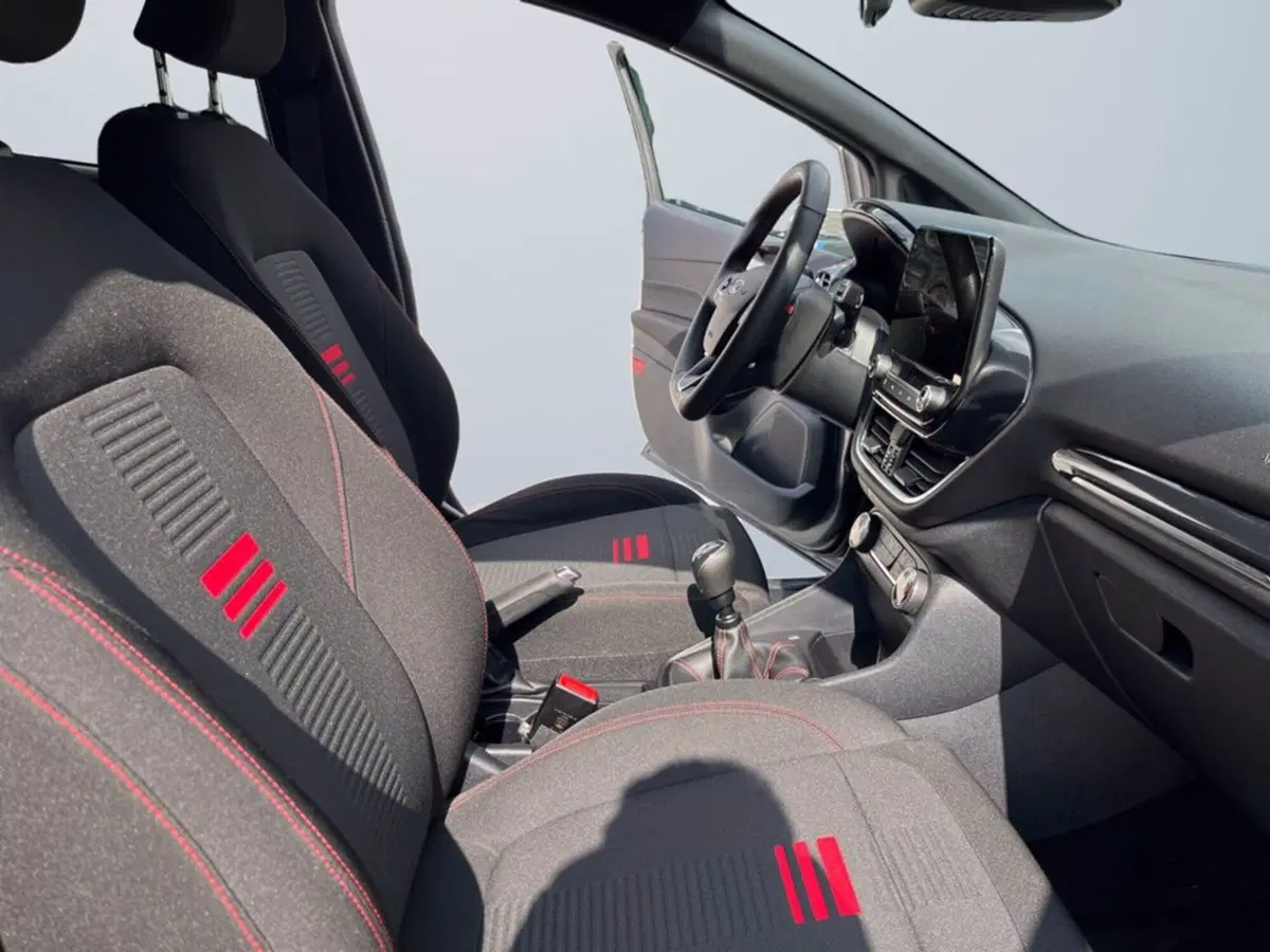 Ford Fiesta usata a Milano (16)